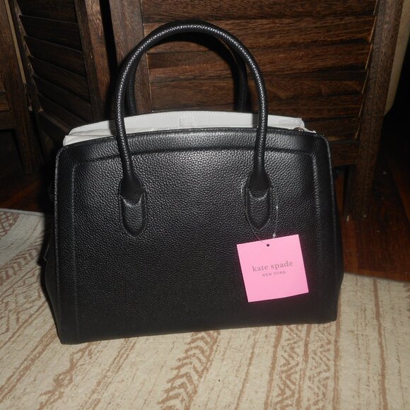 NWT Kate Spade  black leather classic handbag - Picture 2 of 10